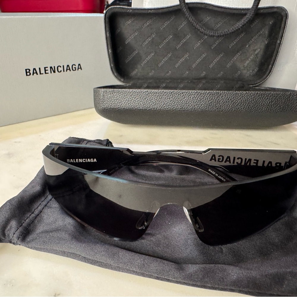 Black Balenciaga Sunglasses - Picture 3 of 4